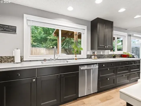 21208 Sw Arapaho Court Tualatin OR 97062