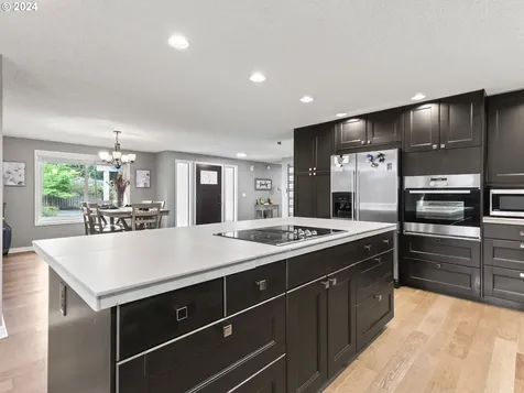 21208 Sw Arapaho Court Tualatin OR 97062