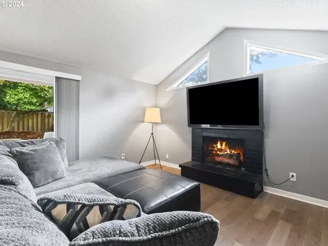 21208 Sw Arapaho Court Tualatin OR 97062