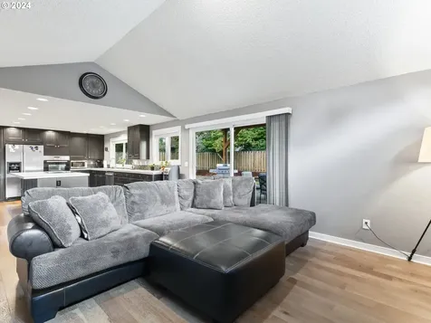 21208 Sw Arapaho Court Tualatin OR 97062