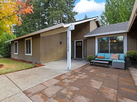 21208 Sw Arapaho Court Tualatin OR 97062