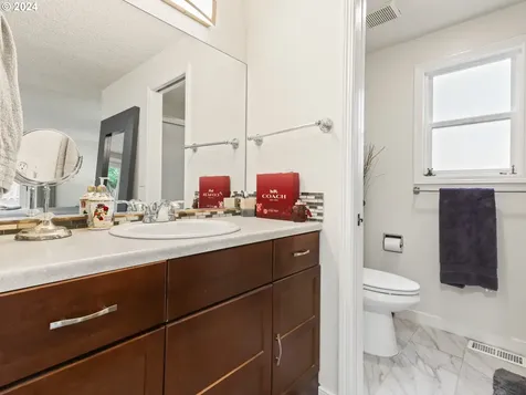 21208 Sw Arapaho Court Tualatin OR 97062