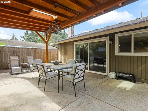 21208 Sw Arapaho Court Tualatin OR 97062