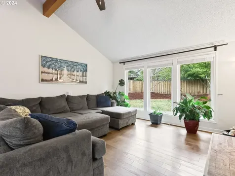 21208 Sw Arapaho Court Tualatin OR 97062