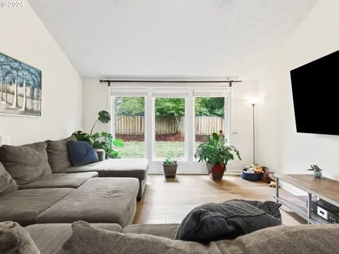 21208 Sw Arapaho Court Tualatin OR 97062