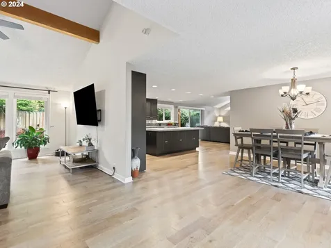 21208 Sw Arapaho Court Tualatin OR 97062