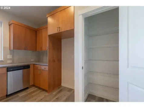 16009 NE 30th Street Vancouver WA 98682