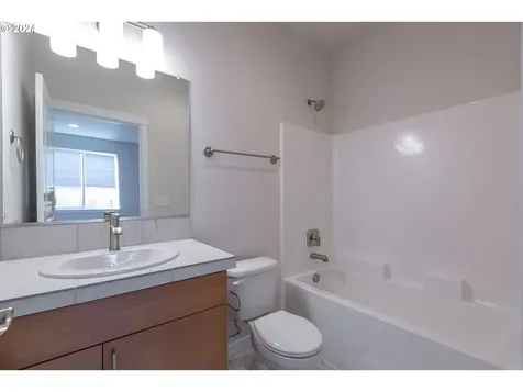 16009 NE 30th Street Vancouver WA 98682