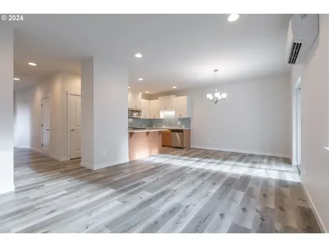 16009 NE 30th Street Vancouver WA 98682