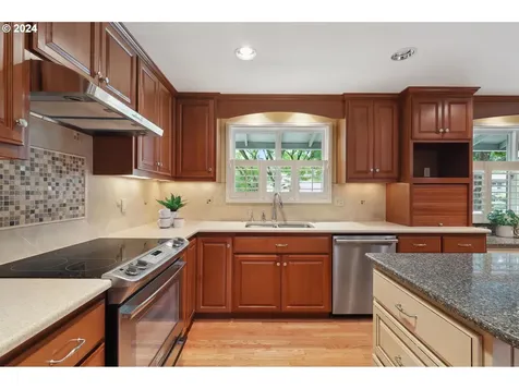 11335 Sw Cottonwood Lane Portland OR 97223