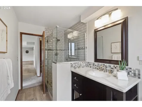 11335 Sw Cottonwood Lane Portland OR 97223