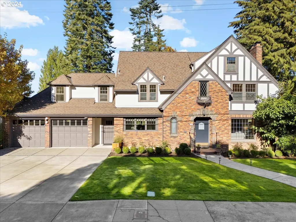 3055 NW Cumberland Road Portland OR 97210