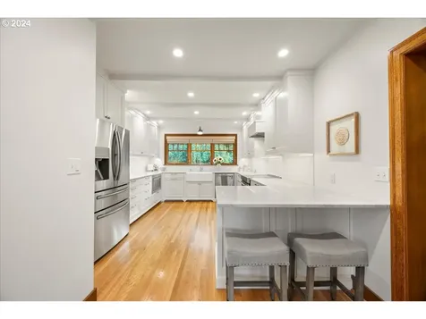 3055 NW Cumberland Road Portland OR 97210