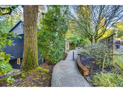 3350 NW Luray Terrace Portland OR 97210