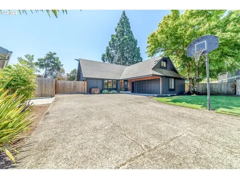 2786 Elysium Avenue Eugene OR 97401
