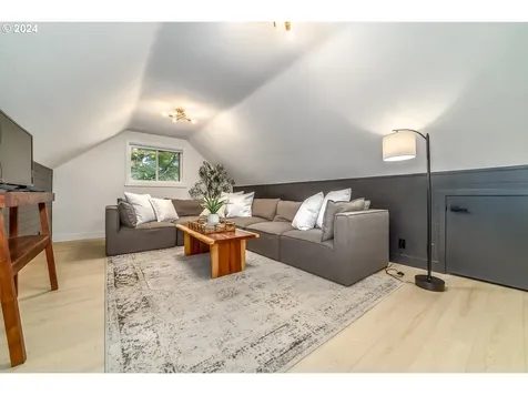 2786 Elysium Avenue Eugene OR 97401