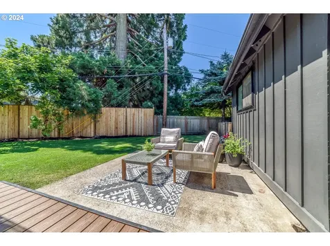 2786 Elysium Avenue Eugene OR 97401