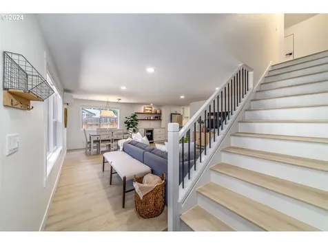 2786 Elysium Avenue Eugene OR 97401