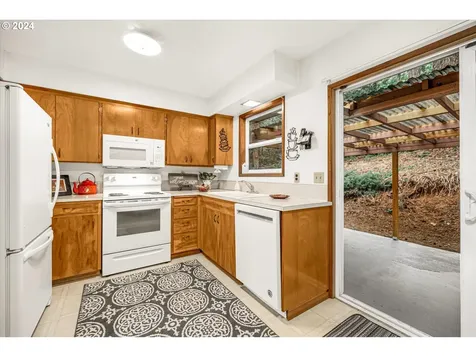 33201 SE Highway 224 Estacada OR 97023