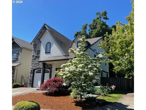12596 Tradewind Street Oregon City OR 97045