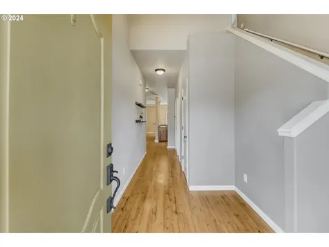 12596 Tradewind Street Oregon City OR 97045