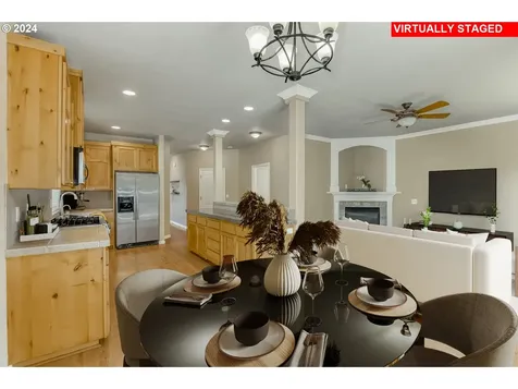 12596 Tradewind Street Oregon City OR 97045