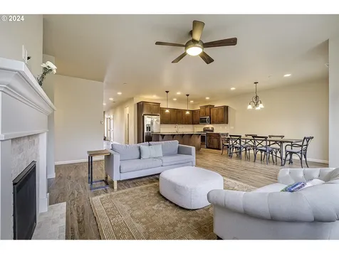 2543 NE Verbena Circle Camas WA 98607