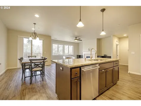 2543 NE Verbena Circle Camas WA 98607