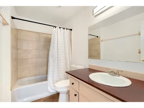 9815 NE 69th Street Vancouver WA 98662