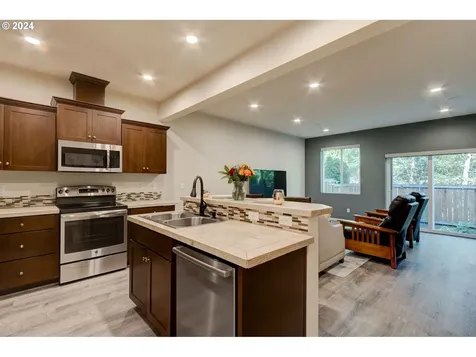 17208 SW 119th Place Portland OR 97224