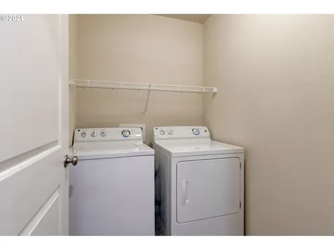 17208 SW 119th Place Portland OR 97224