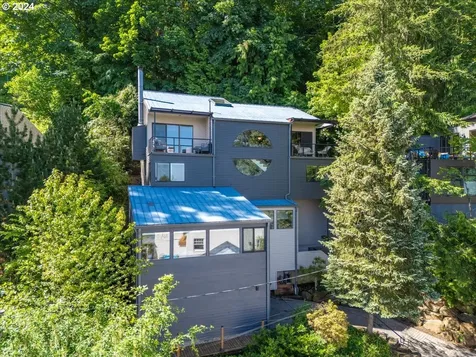 2812 NW Ariel Terrace Portland OR 97210