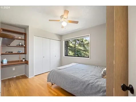 2812 NW Ariel Terrace Portland OR 97210