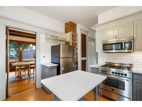 2614 Ne 41st Avenue Portland OR 97212