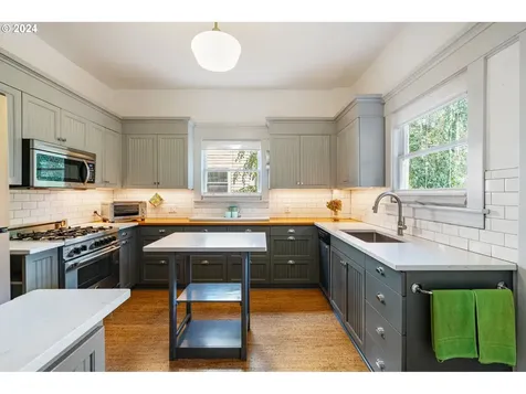 2614 Ne 41st Avenue Portland OR 97212