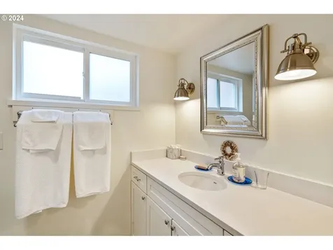 2614 Ne 41st Avenue Portland OR 97212