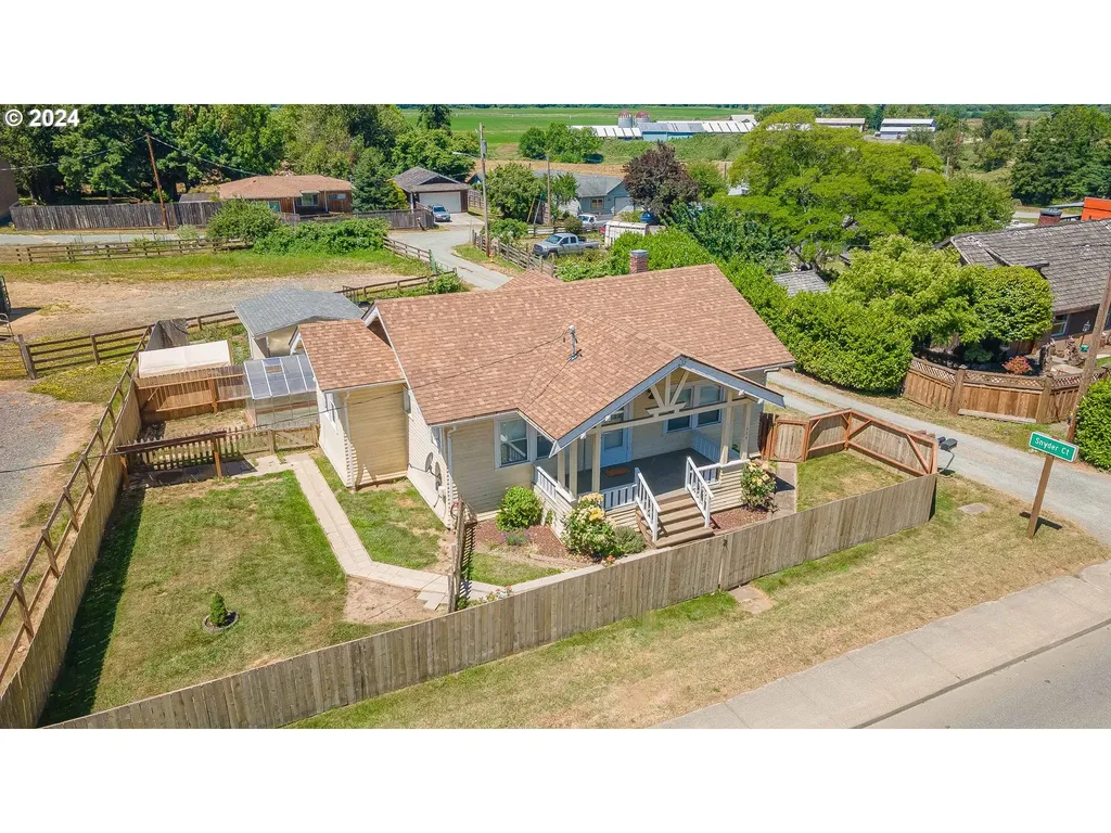 1954 Roseburg Road Myrtle Point OR 97458