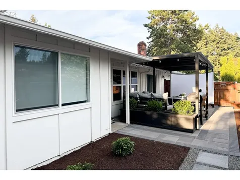65 NW 181st Avenue Beaverton OR 97006