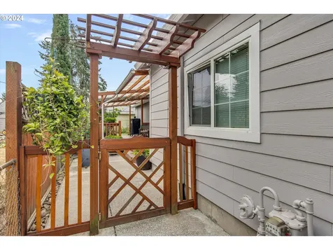 5316 Se Knapp Street Portland OR 97206