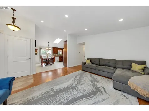 5316 Se Knapp Street Portland OR 97206