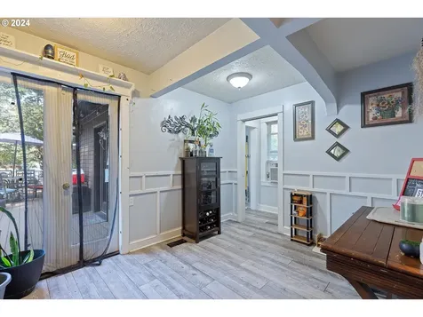 165 Ne 202nd Avenue Portland OR 97230