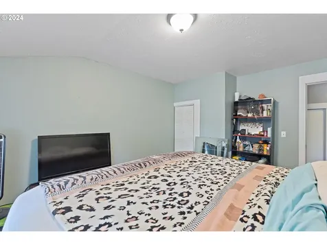 165 Ne 202nd Avenue Portland OR 97230