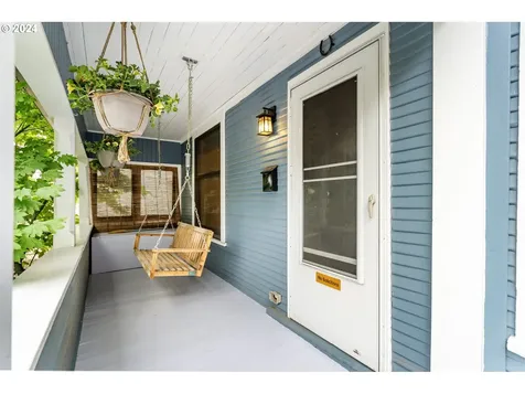 4319 SE Bybee Boulevard Portland OR 97206