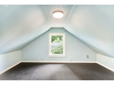 4319 SE Bybee Boulevard Portland OR 97206