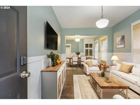 4319 SE Bybee Boulevard Portland OR 97206