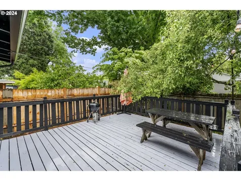 4319 SE Bybee Boulevard Portland OR 97206