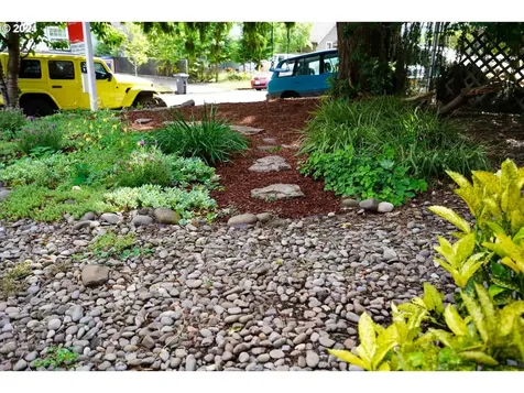 4319 SE Bybee Boulevard Portland OR 97206