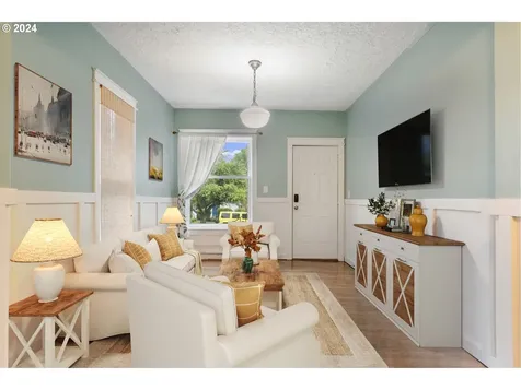 4319 SE Bybee Boulevard Portland OR 97206