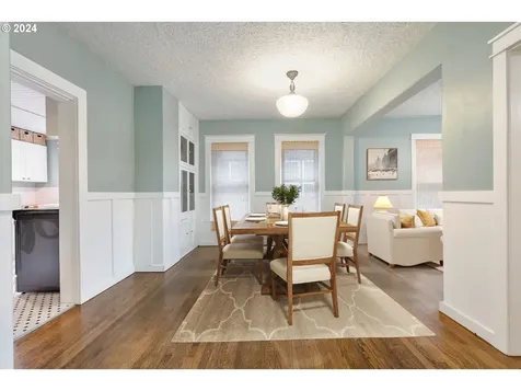 4319 SE Bybee Boulevard Portland OR 97206