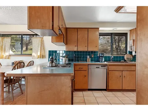 17373 Deer Park Loop Baker City OR 97814